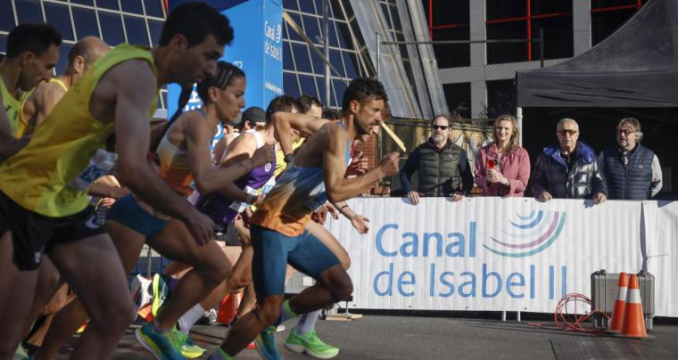 La Carrera del Agua reúne a casi 2.500 participantes en su 40ª edición