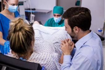 Negligencias médicas en partos: todo lo que debes saber