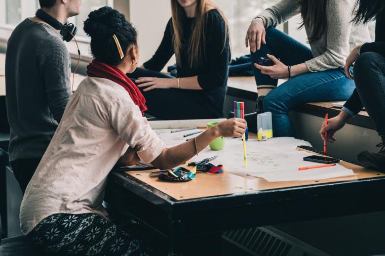 La Comunidad de Madrid apoya el esfuerzo académico de los alumnos con una nueva convocatoria de las Becas de Excelencia