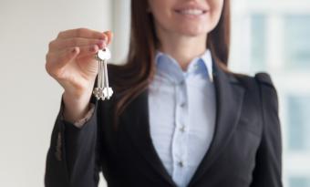 El mercado de locales comerciales suma nuevas fórmulas para garantizar el cobro del alquiler