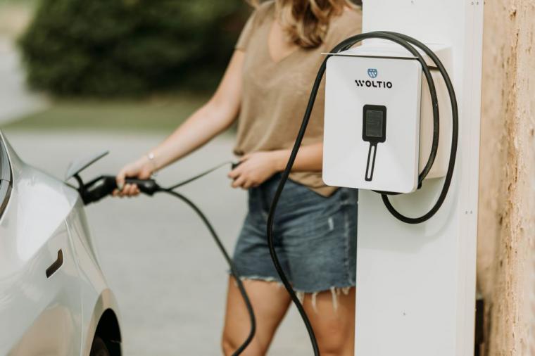 Ventajas de tener tu propio cargador de coche eléctrico
 
 