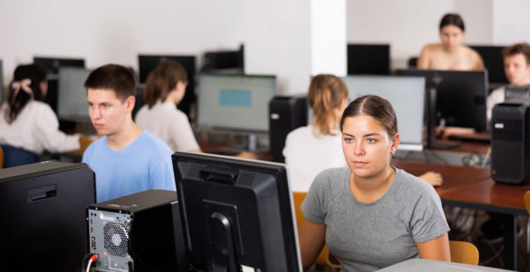 Erasmus+ bate récords en 2025: claves para certificar el inglés y no quedarse atrás