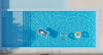 Errores comunes al limpiar una piscina y cómo evitarlos