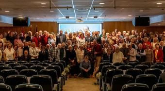 Pozuelo de Alarcón homenajea a 63 parejas por sus 50 años de matrimonio