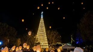 Pozuelo de Alarcón inicia la Navidad con luces y un parque festivo en Prados de Torrejón