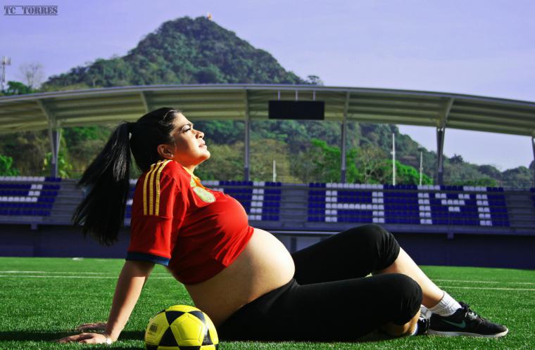 María Perales, profesora de la UCJC, analiza los riesgos de hacer ejercicio de alta intensidad durante el embarazo