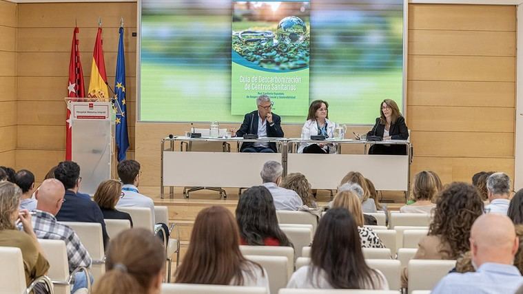 Presentan guía para descarbonización en hospitales en Madrid