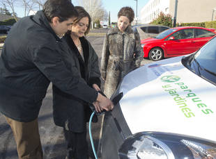 Pozuelo estrena un punto de recarga de vehículos eléctricos