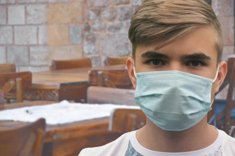 La Comunidad amplía a seis los comensales por mesa en terrazas y obliga a ventilar y a usar la mascarilla en todo momento, salvo en la ingesta de comida y bebida