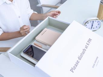 Adiós notificaciones: el room service que fomenta la desconexión digital