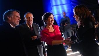 Díaz Ayuso resalta la labor humanitaria de la Enfermería Oncológica en Madrid