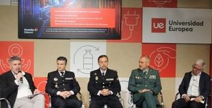 Expertos abordan la protección de jóvenes ante riesgos digitales en congreso de criminología