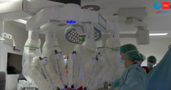 La sanidad pública madrileña, pionera en España en la extracción parcial de hígado de donante vivo mediante cirugía robótica