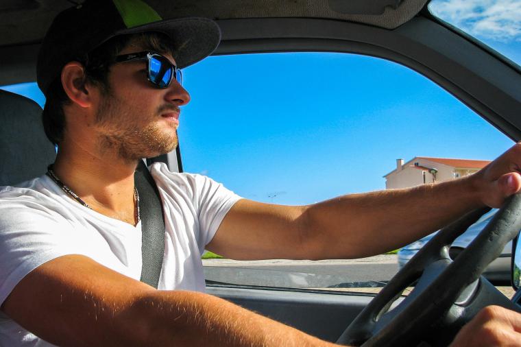 10 consejos para evitar un golpe de calor al volante