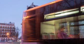 La Comunidad de Madrid activa su servicio de paradas a demanda en líneas nocturnas de autobús para municipios que celebran sus fiestas patronales