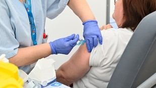 La vacuna contra la gripe reduce infartos y trombos en pacientes cardíacos
