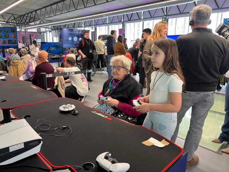 Madrid in Game celebra las ‘Jornadas Intergeneracionales Gaming’: el videojuego como terapia y puente entre mayores y niños