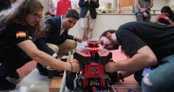 La Comunidad de Madrid compite en el concurso de creación de robots Eurobot Spain con la participación de 80 jóvenes de la región