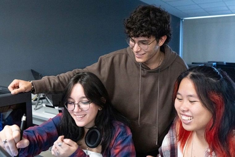 La UFV y EA Sports lanzan una beca para futuros creadores de videojuegos