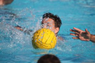 El pasado 7 de septiembre aprobó otorgar una calle o espacio público en Aravaca al Exjugador de la selección Española de Waterpolo, Jesús Rollan Prada.